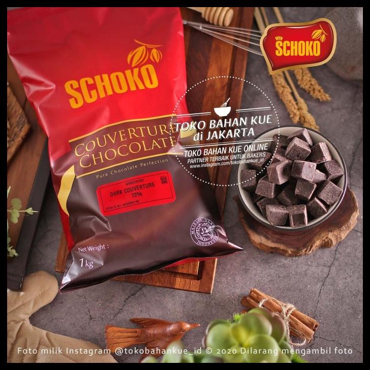 

Schoko Dark Couverture Chocolate Cube 72% 1Kg Cokelat Baking Coklat