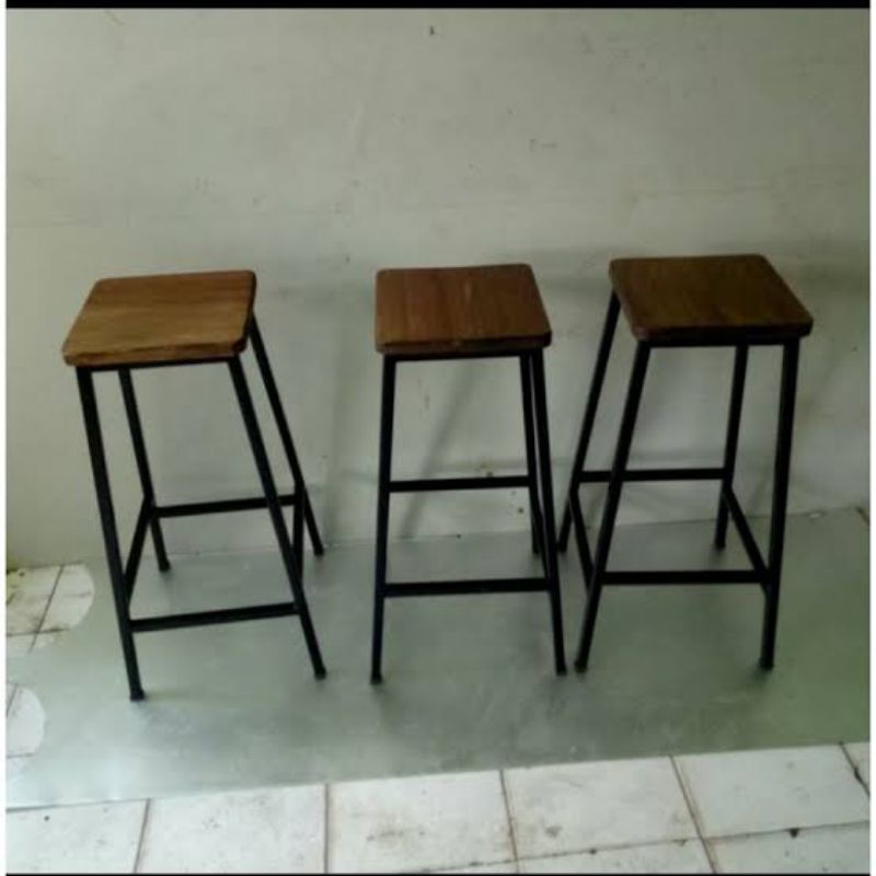 KURSI BAR KAYU BESI TINGGI 70