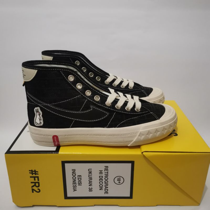 Compass FR2 Retrograde “Smoking Kills”