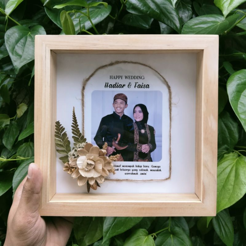 Kado ulang tahun/kado wedding/kado unik/bingkai foto/foto custom.