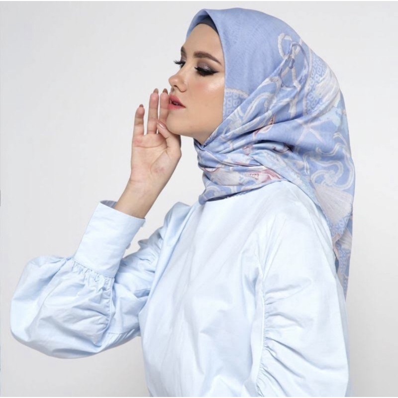 PRELOVED BUTTONSCARVES THE NAUTICAL SATIN KAIA