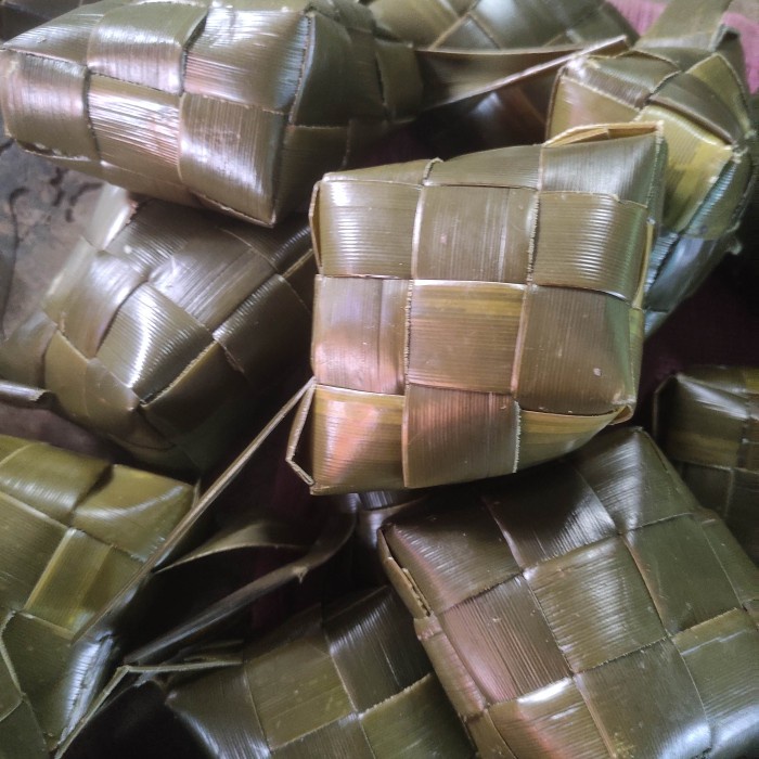 

ketupat jadi pasar online makassar