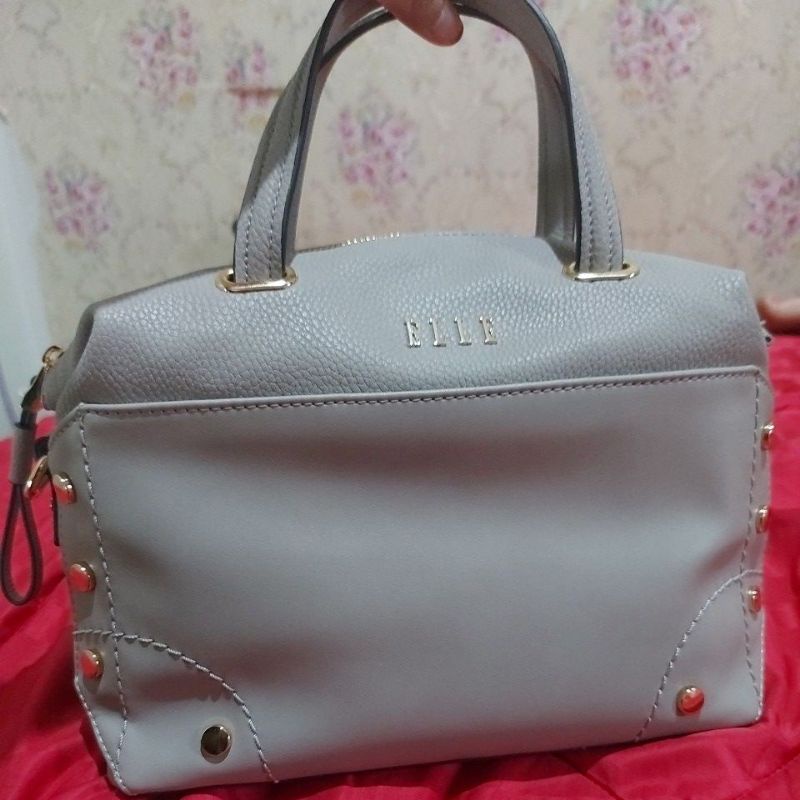 elle preloved