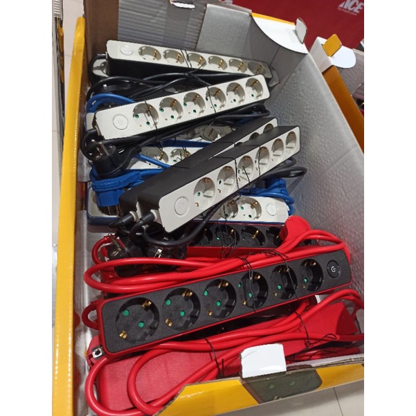Kris Power Strip Stop Kontak 6 Lubang