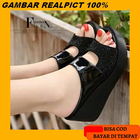 【Ready Stock】Sendal Wedges Wanita Import Korea Fashion Kupu -Kupu Wedges Wanita Sepatu Wadges Tinggi