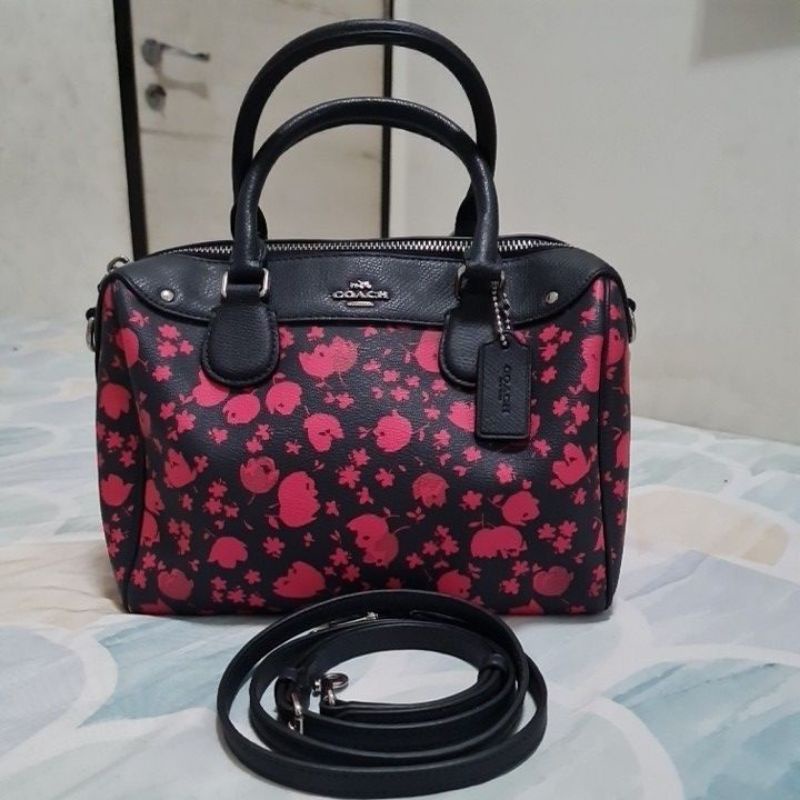 tas coach mini bennett dark navy pink flower