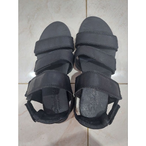 sepatu sandal SKECHERS ORIGINAL second bagus