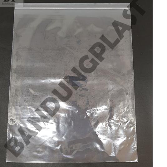 

PLASTIK KLIP BAJU / GARMENT ukuran 30x40 C-Tik
