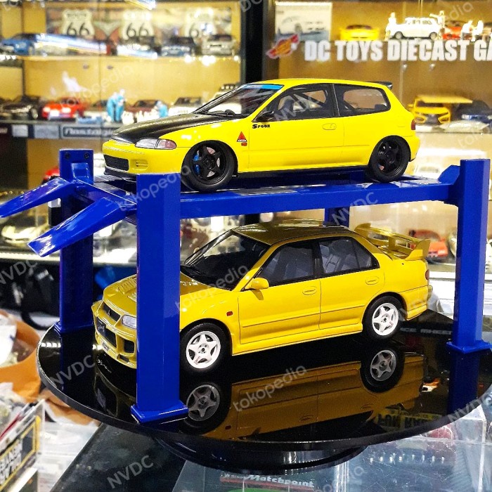 1/18 Diecast Car Four Post Lift Blue For Diorama Garage Greenlight NUSEL
