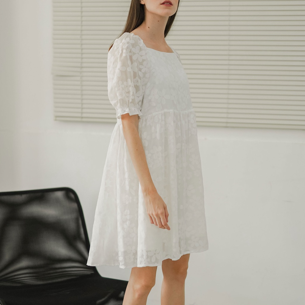 Jual This Is April Gaun Wanita Acacia Dress White 781929 Shopee