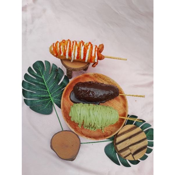 

corndog Mozarela Jumbo Moza 100gr ( Rasa Tulis di pesan )