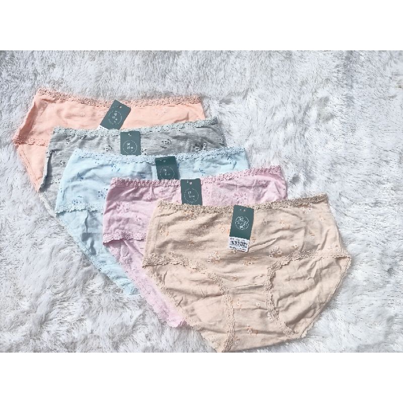 Celana dalam Wanita Lily Flower 2409 Renda