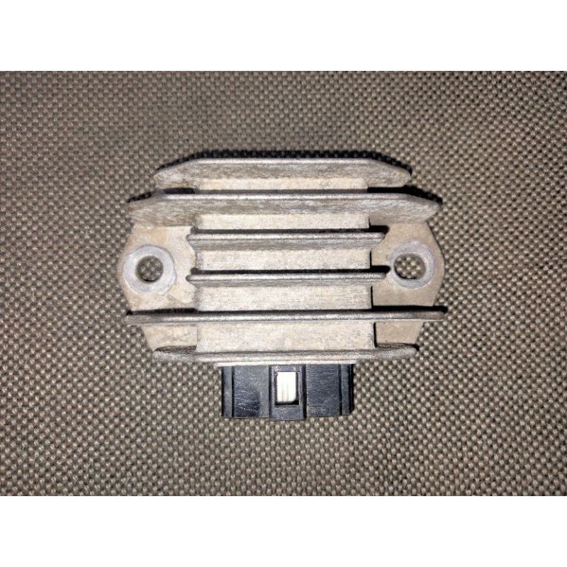 kiprok regulator HONDA cb150r K15 seken original cabutan motor