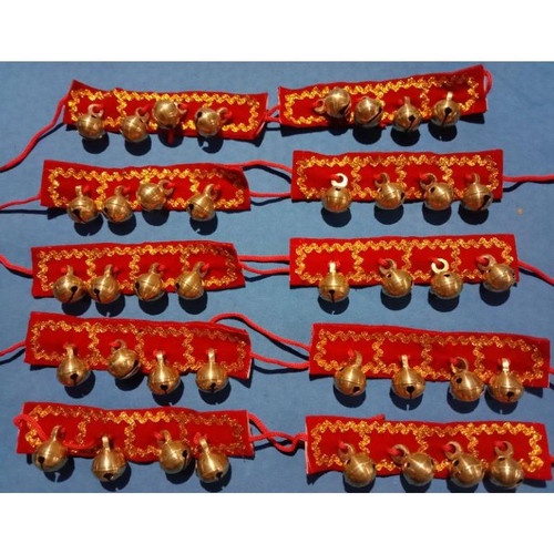 Gelang kaki kuda lumping -  klinting kuda lumping atau barongan