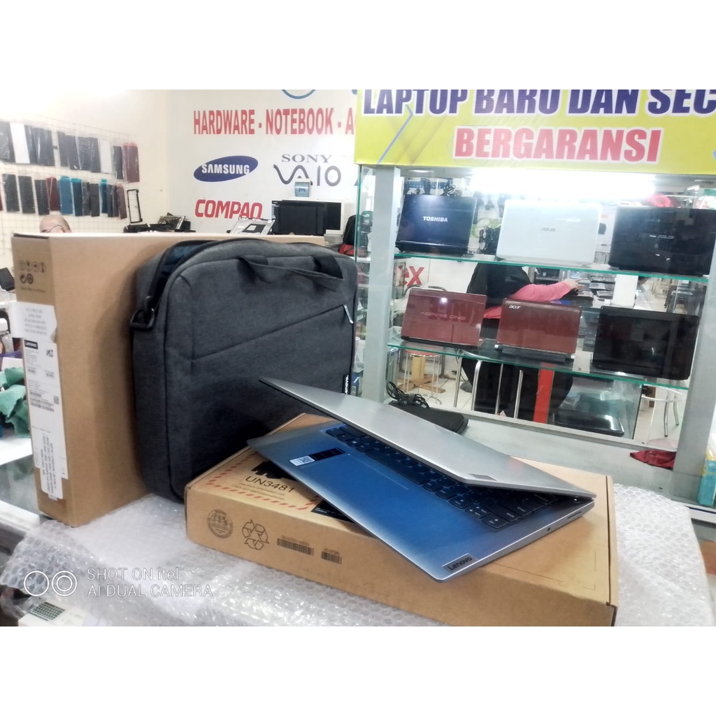 Laptop LE Ideapad Slim 3 14ADA05 AMD 3020E Ram 8 GB SSD 256 GB 14 ich like new
