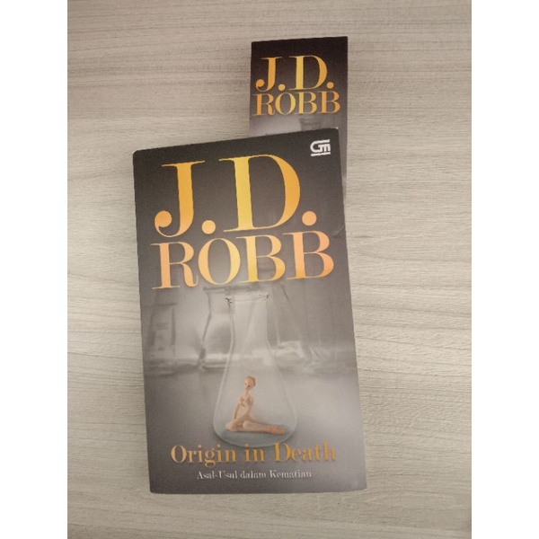 

J.D. ROBB - ORIGIN IN DEATH