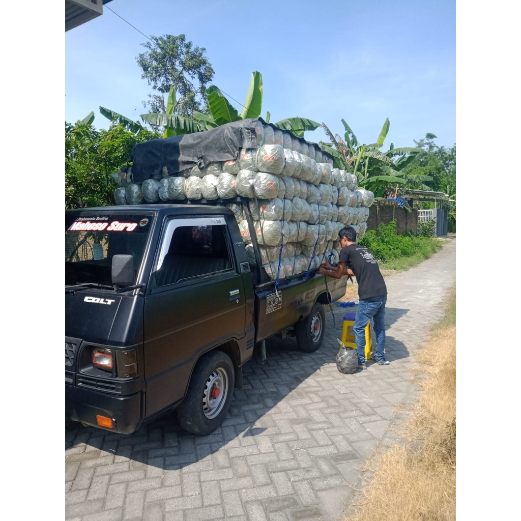 

TALI RAFIA 1KG ISI 10PC GOSEND ONLY