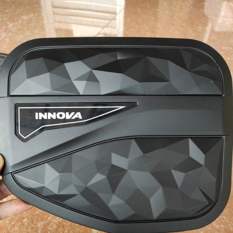 Tank cover tutup tangki BENSIN TOYOTA all new INOVA INNOVA REBORN 2016 sd 2023 ribon venturer 2022 2021 2020 2019 2018 2017  zenix hitam doff chrome crome carbon