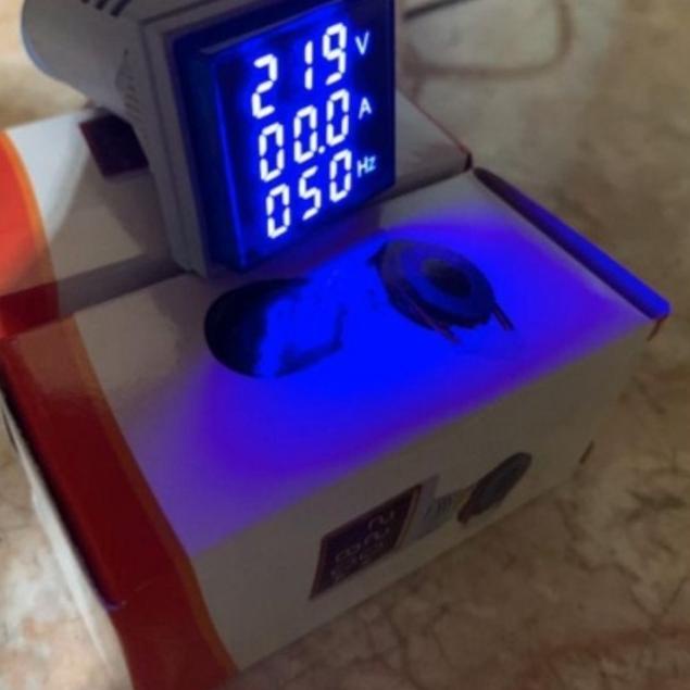 Digital AC voltmeter ampere meter frequency meter 3 in 1 - Putih