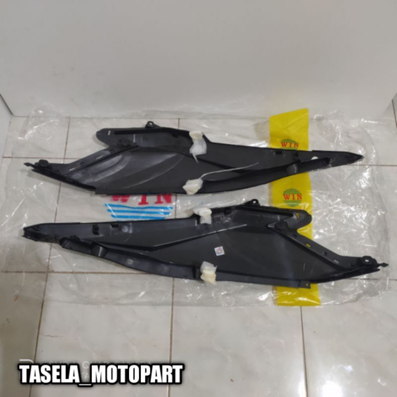 cover body bodi samping kanan kiri vario 125 150 led hitam