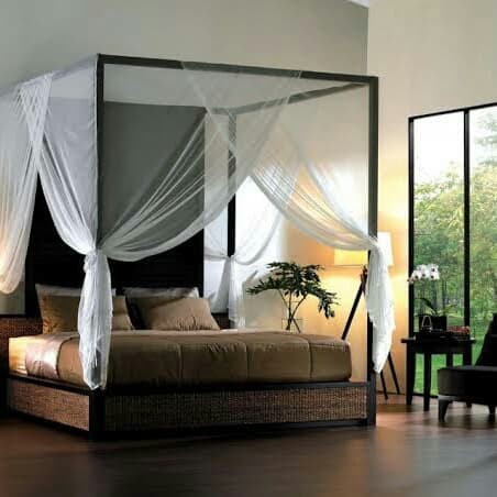 Kelambu Polos Dengan 4 Belahan Pintu / Kelambu Hotel