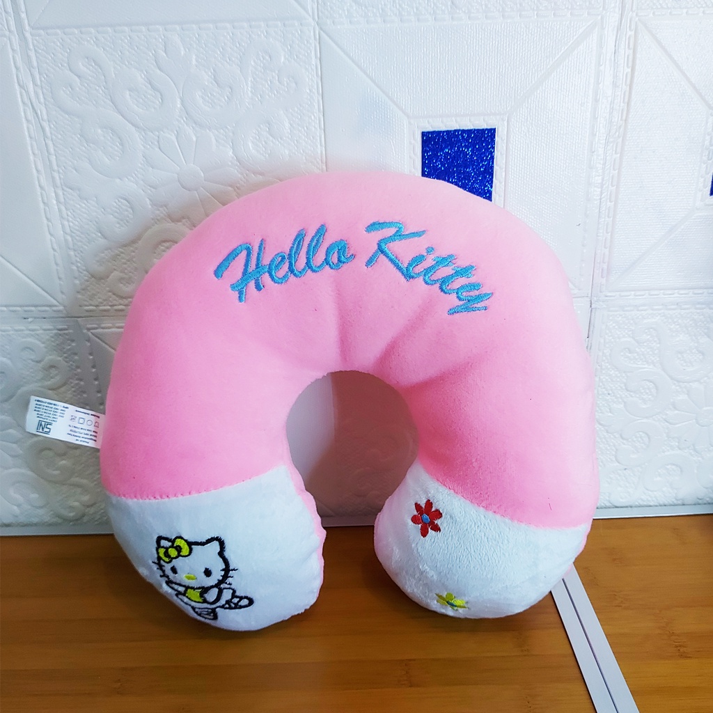 Bantal Leher Motif Karakter Halus Lembut Nyaman