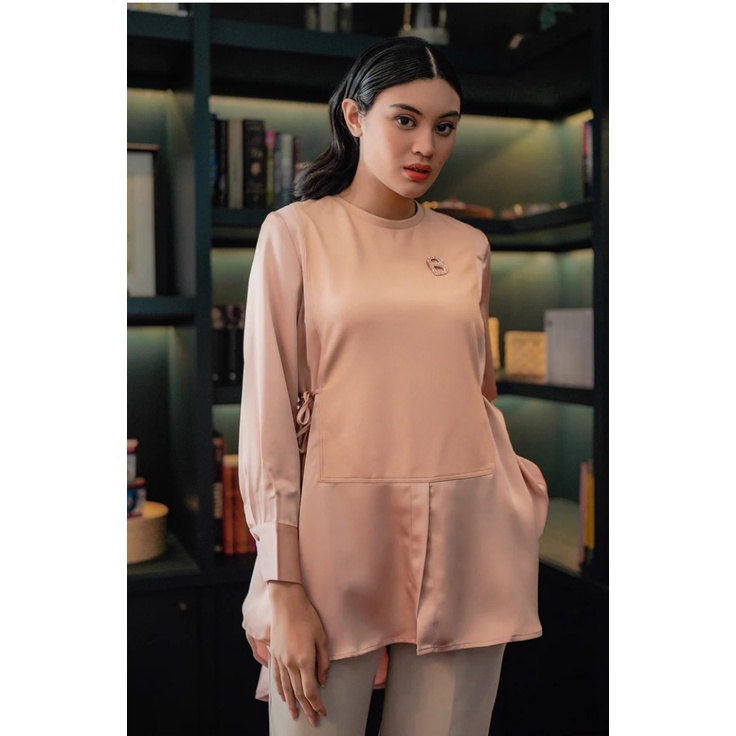 Laila Blouse - Pink Beige Benang jarum benangjarum XS S M L XL XXL buttonscarves nada series voal fi