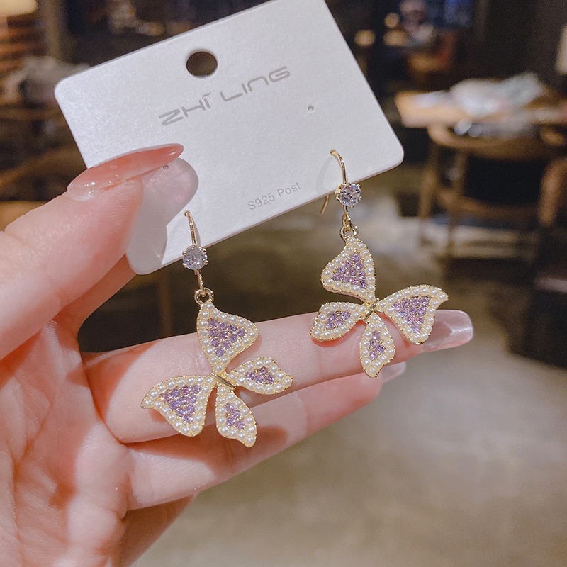 Anting Bentuk Kupu-Kupu Aksen Mutiara Warna Ungu