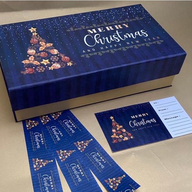 

Gift box/ box natal/ box Christmas/ kotak kado: kotak hadiah/ hard box