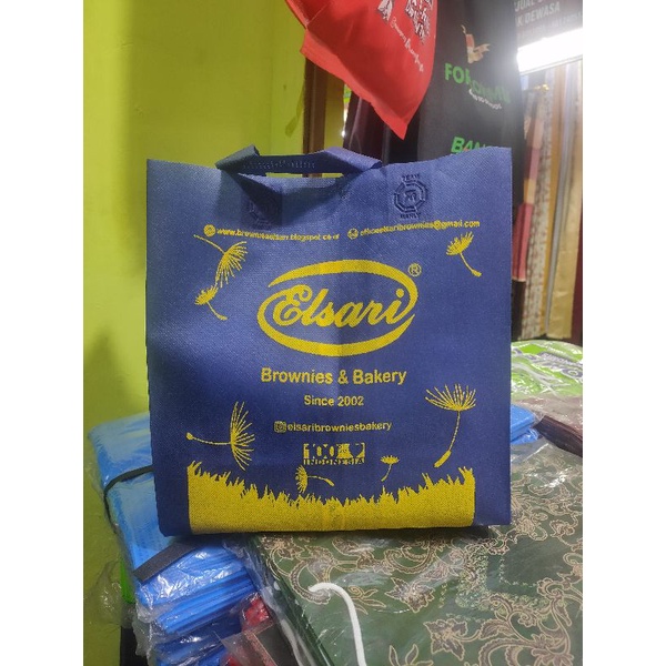 Tas box nasi 22x22 - Tas promosi - Tas untuk Aqiaqah - Goodiebag nasi