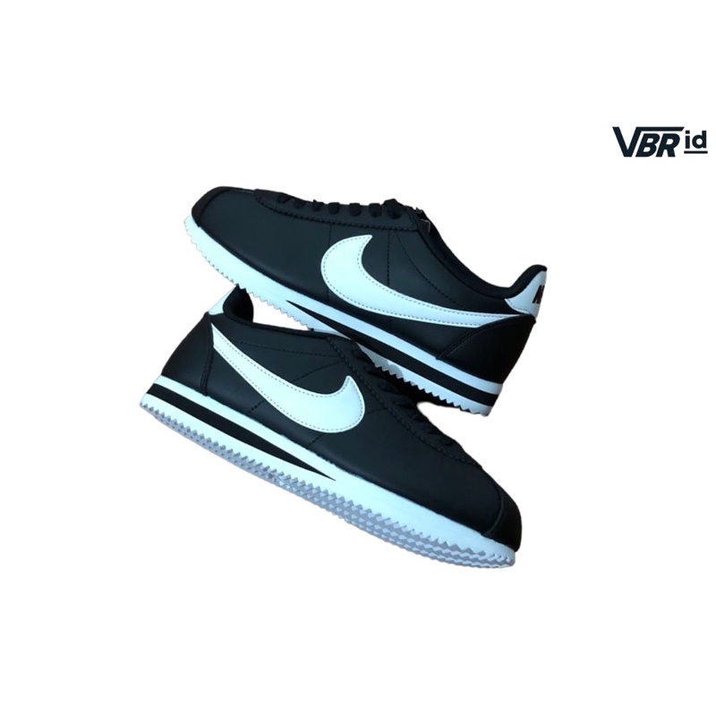 Nike cortez classic black white original