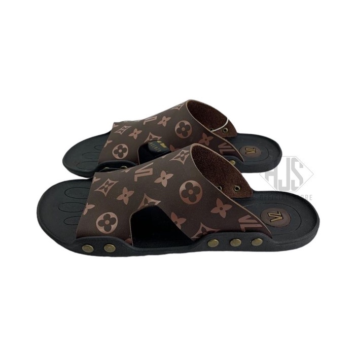 Sandal Selop Pria Casual Terbaru Sendal Slip On Cowok Trendy Keren Sandal Slop Slide Fashionable