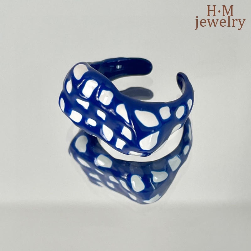 Cincin Desain Geometri Motif Polkadot Warna Kontras