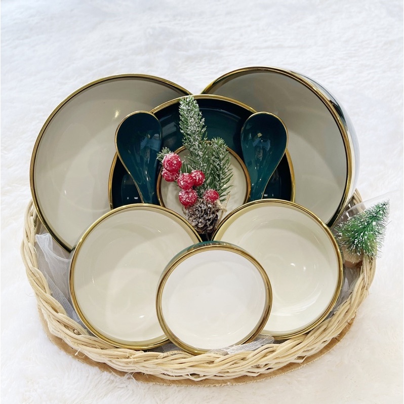 

HAMPERS NATAL HAMPER CHRISTMAS GOLD PIRING MANGKOK SAUCE PLATE