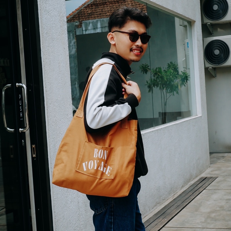 TOTEBAG KANVAS PRIA WANITA MURAH