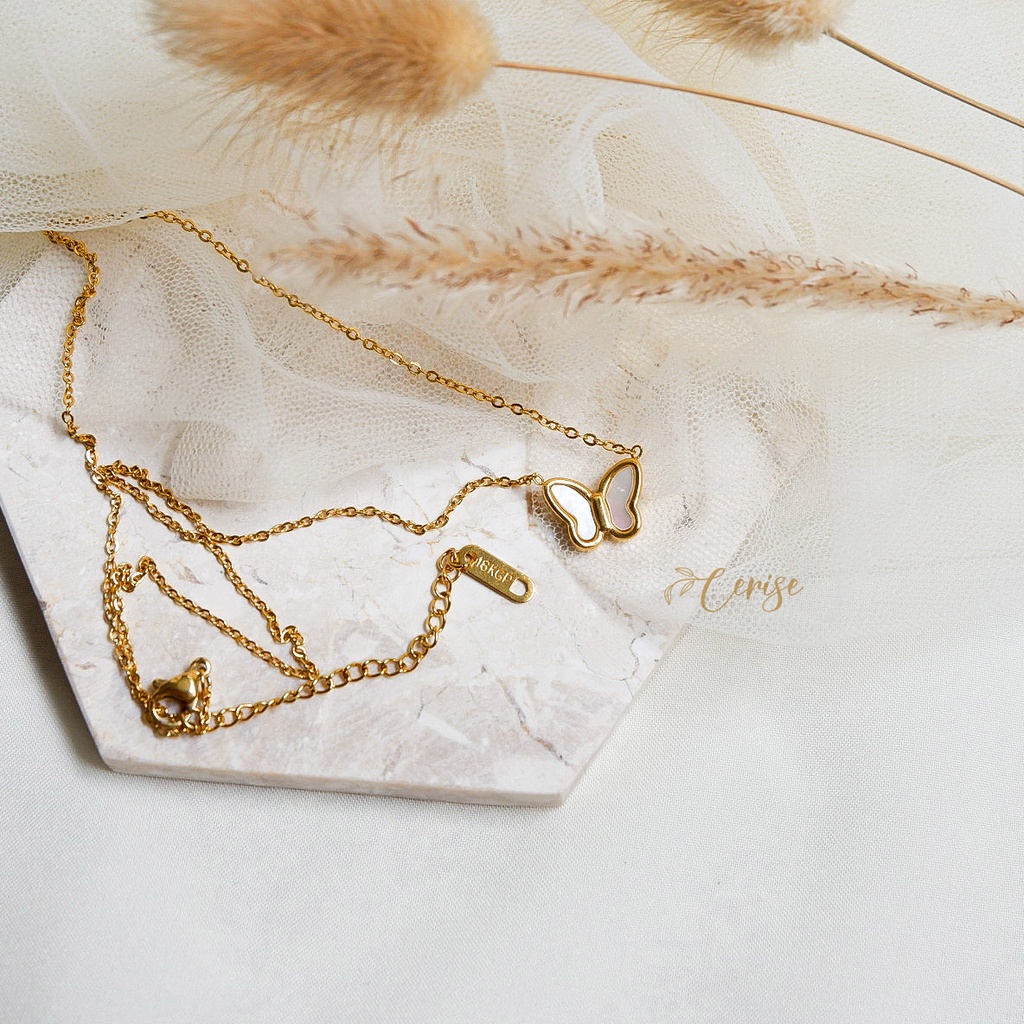 Fenella Necklace | Kalung titanium anti karat bentuk kupu-kupu korea cantik aksesoris wanita trendy stylish