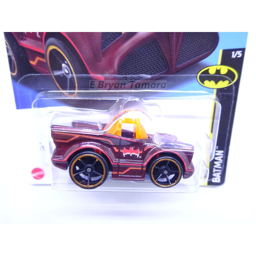 Hot Wheels Classic TV Series Batmobile Hitam Orange