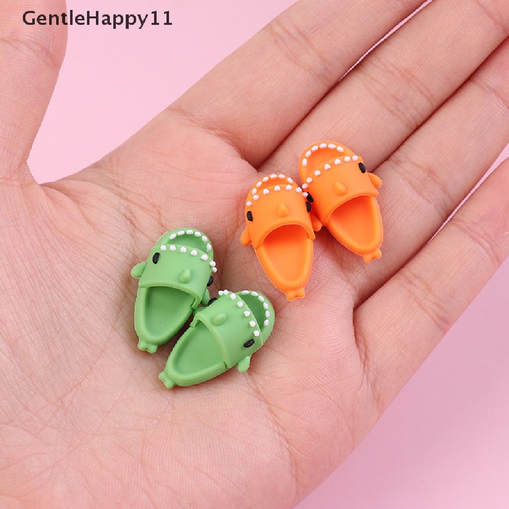 Gentlehappy 1 Pasang Mainan Sandal Selop Bentuk Hiu Skala 1: 12 Untuk Aksesoris Rumah Boneka Ob11 1 / 12