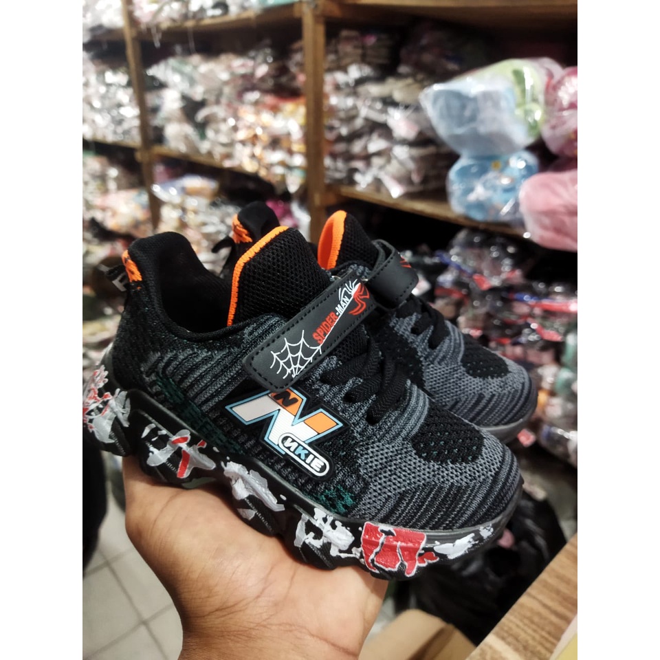 SEPATU SNEAKERS ANAK LAKI-LAKI IMPORT MOTIF SPIDERMAN YOUTH BALANCE S242-1 (28-39) sepatu sekolah