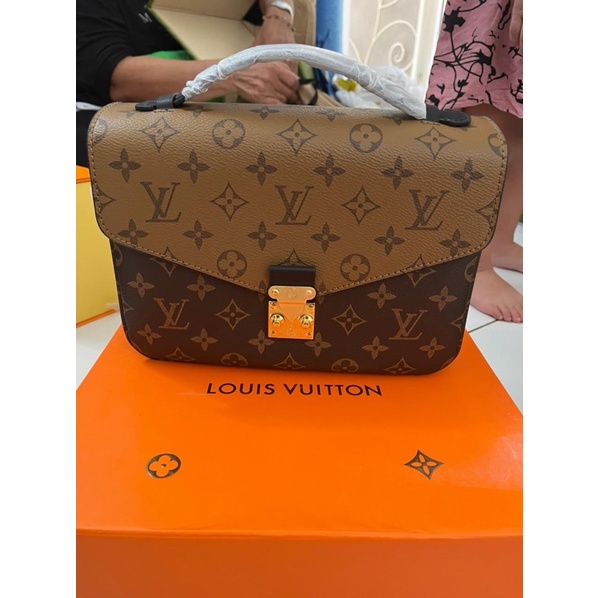 Jual Tas LV Metis Pouchette Monogram Semi Premium Authentic di lapak  Toserba Chika