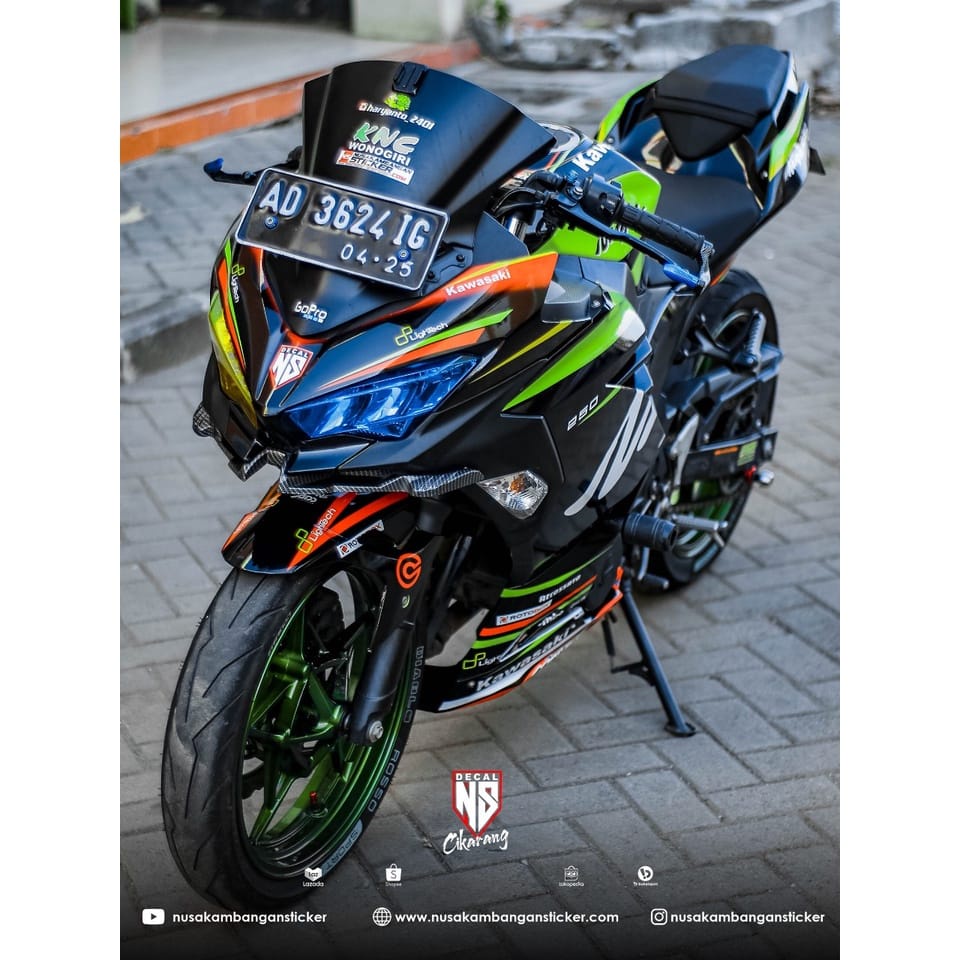STIKER DECAL SEPEDA MOTOR KAWASAKI NINJA 250 FI ALL NEW FULL BODY HIJAU HITAM GRAFIS RACING TEAM STI