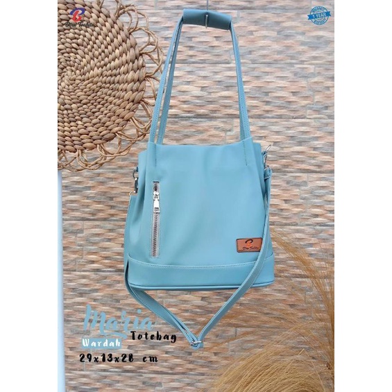 Maria by biru tsabita