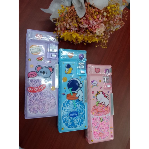 

KOTAK/TEMPAT PENSIL MAGNET BOBA B-35284