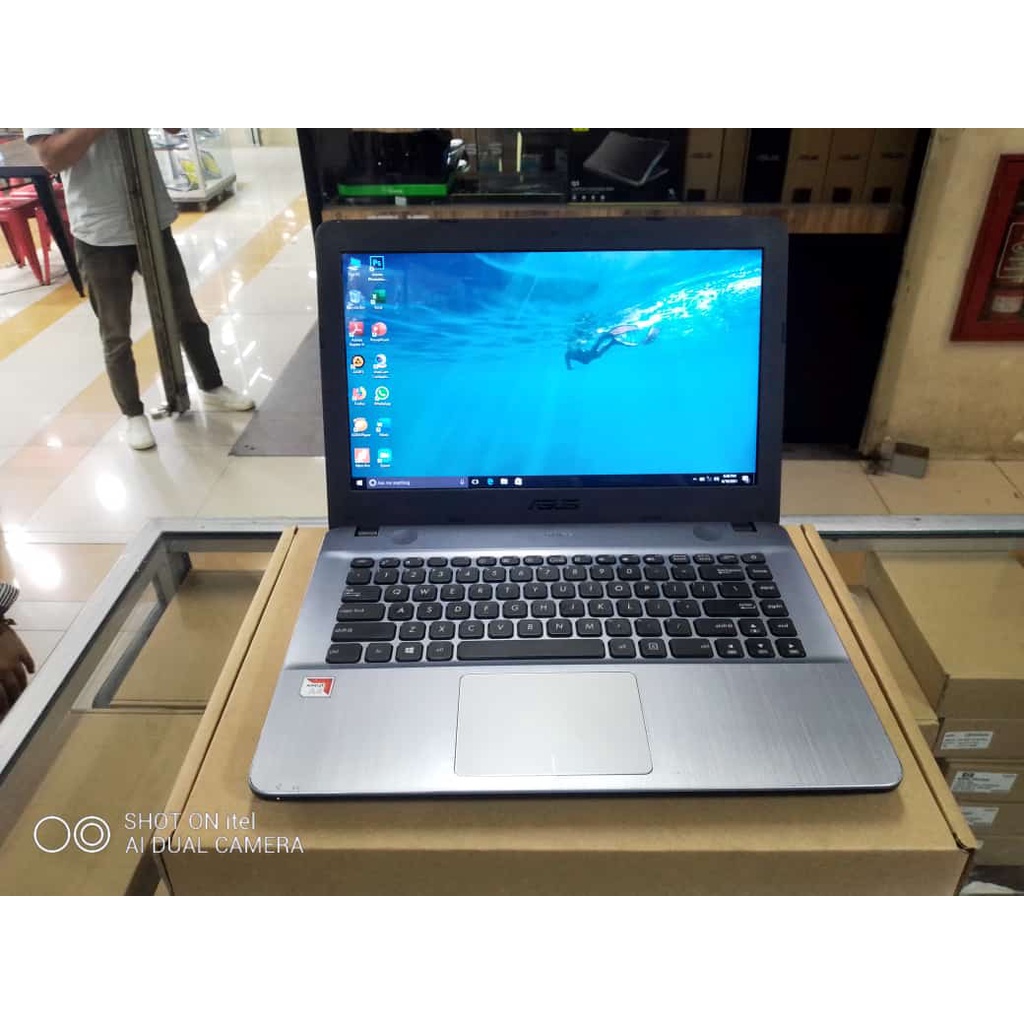 LAPTOP LEPTOP ASUS AMD A4 RAM 4GB HDD 1TB GENERASI BARU WINDOWS10 ZOOM SIAP PAKAI