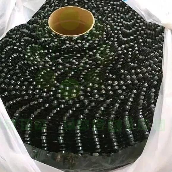 

BUBBLE WRAP, DKM+ BLACK, MURAH (60CM X 50M) - Bening