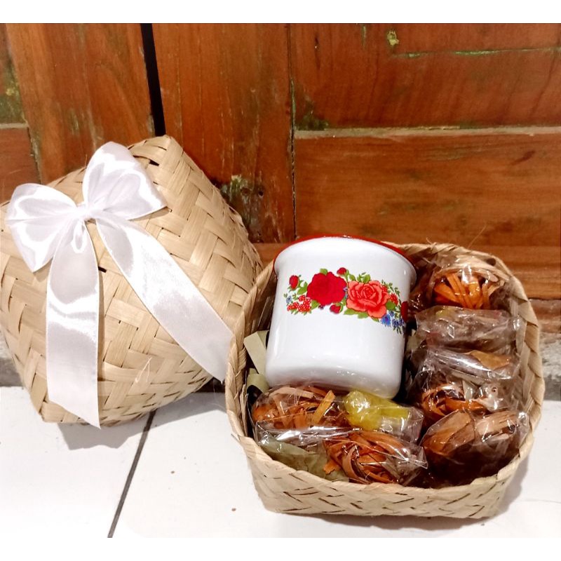 

hampers wedang uwuh. paket wedang uwuh khas jogja.