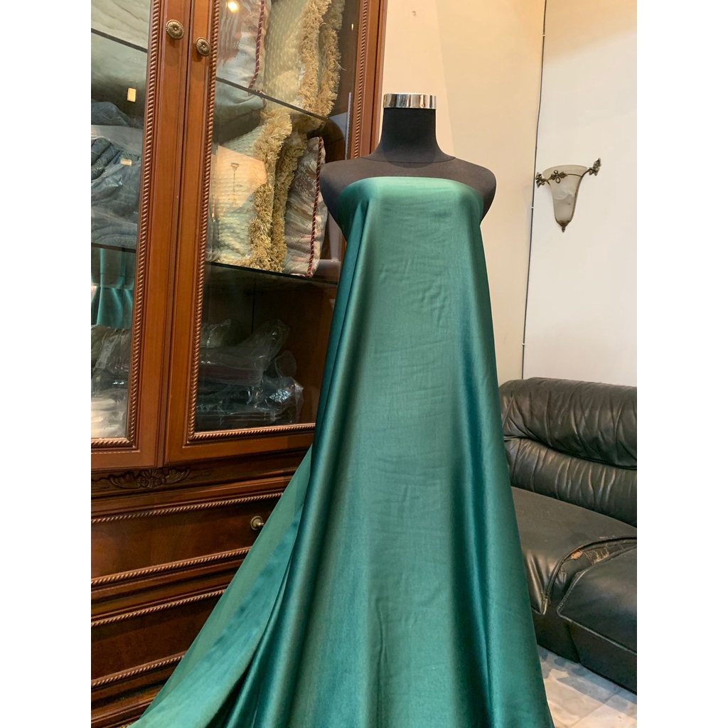 Bahan Satin Maxmara Silk Lux Premium Meteran Mewah Warna Hijau Botol Forest Green