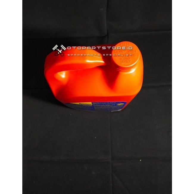 PRESTONE AIR RADIATOR COOLANT 4 LITER -MERAH
