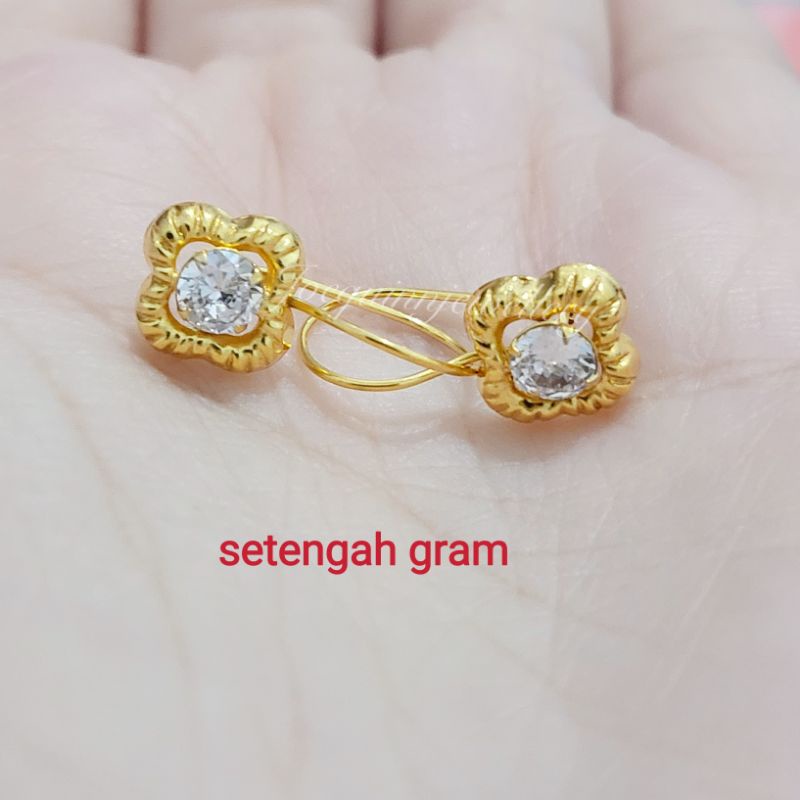 anting stengah gram kembang emas muda