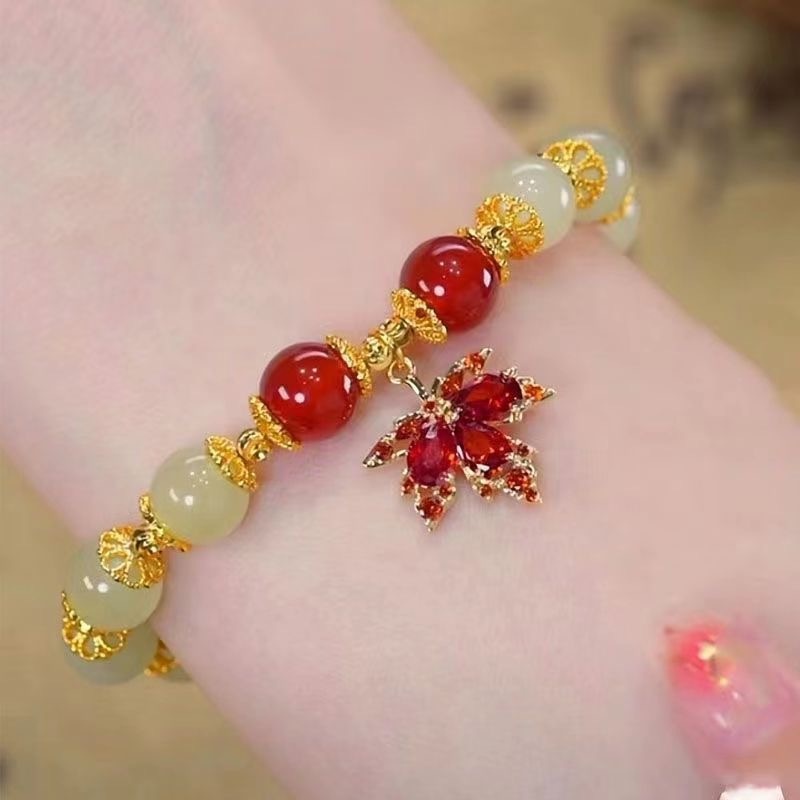 Gelang Desain Daun Maple Aksen Berlian Imitasi Warna Merah